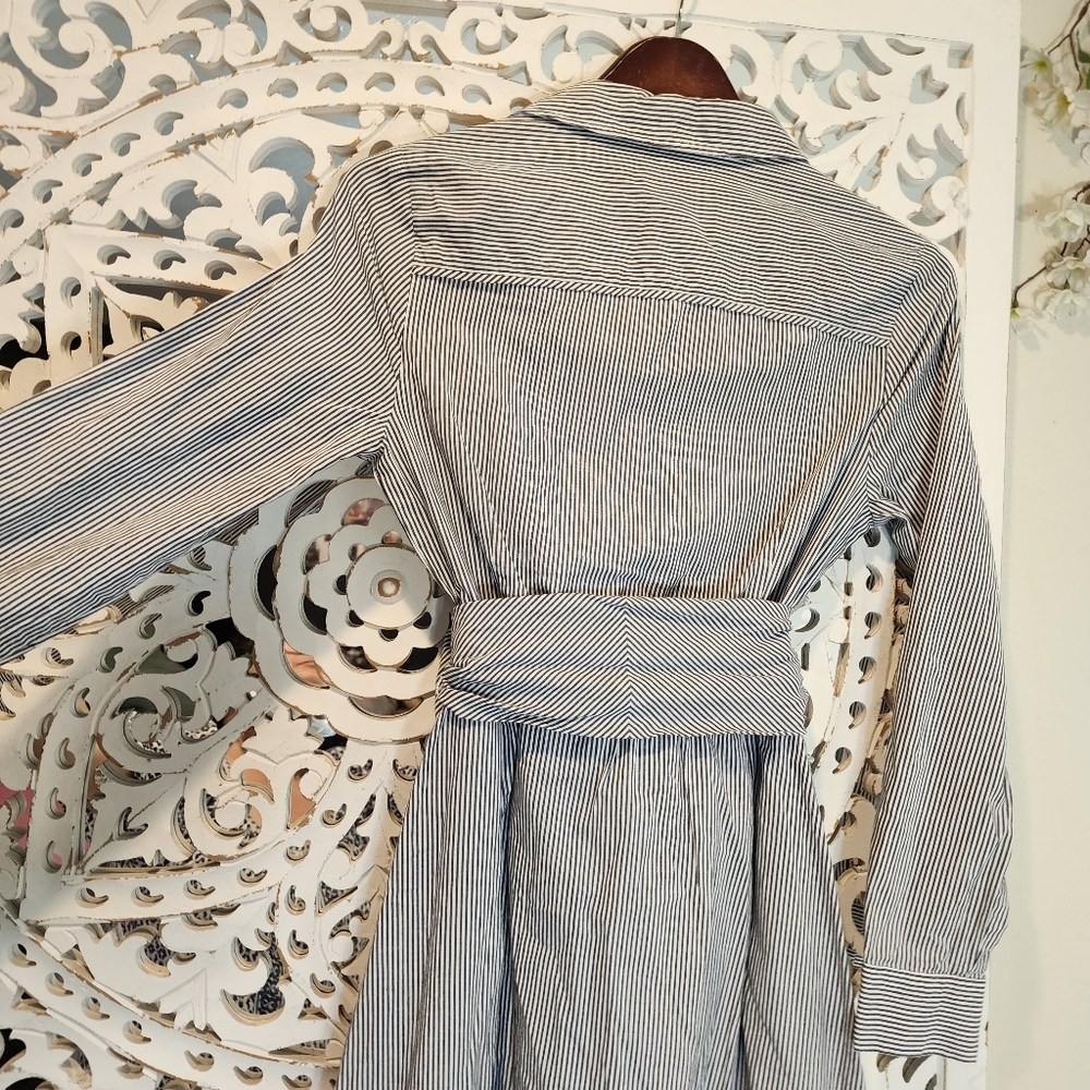 COURT & ROWE PINSTRIPES, BUTTON DOWN, TIE WAIST, & COLLAR WOMENS SIZE 2 - Picture 14 of 16
